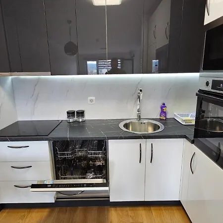 Lana 602 سراييفو